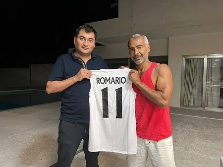 Sabiq braziliyalı ulduz futbolçu Romario Azərbaycan nümayəndə heyətini qəbul etdi