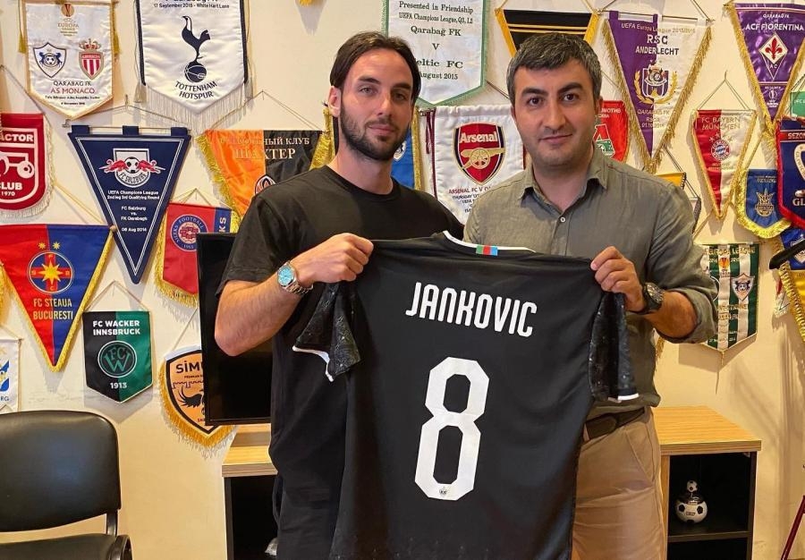 "Qarabağ" yeni transferini açıqladı