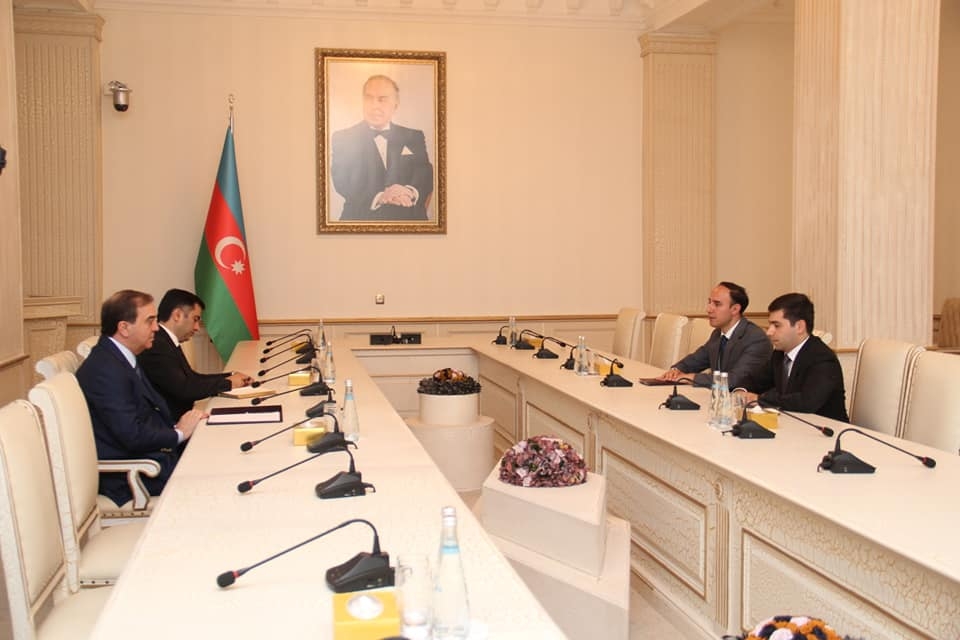 İcra başçısı “Kəpəz”in rəhbərliyi ilə görüşdü