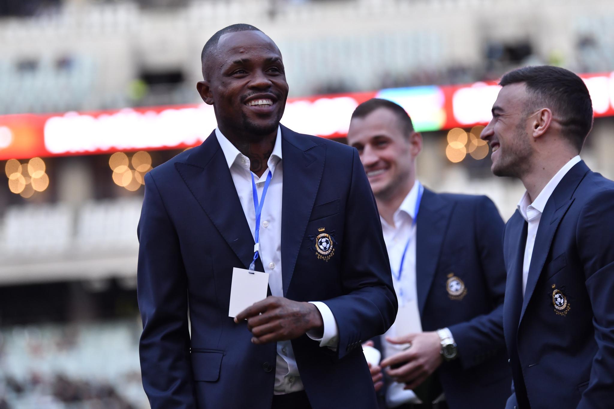 Qardaşlıq oyunundan öncə: "Qarabağ"lılardan FOTOLAR