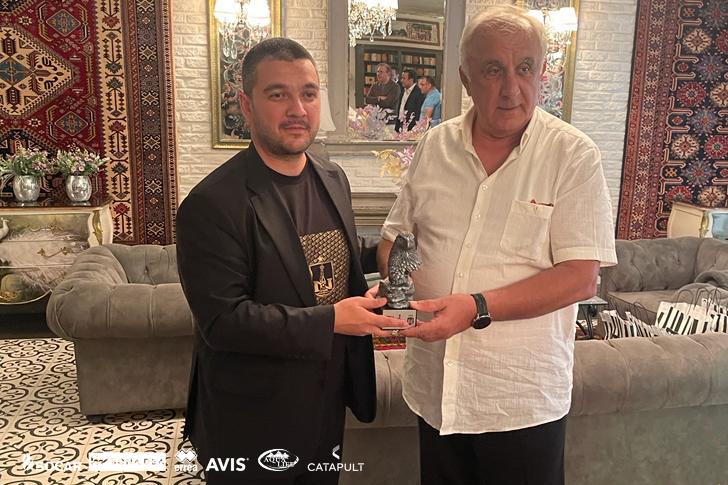 "Neftçi" və "Beşiktaş" rəhbərləri arasında rəsmi görüş