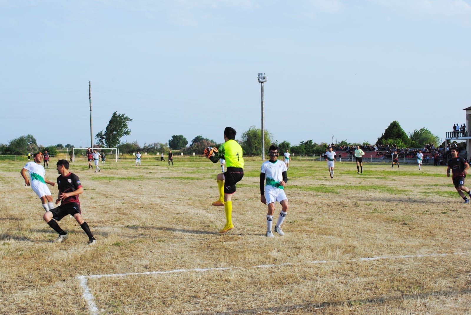 Salyanda futbola yeni nəfəs gəlir