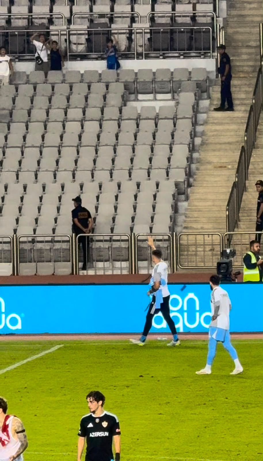 Koxalski "Qarabağ" azarkeşləri ilə vidalaşdı